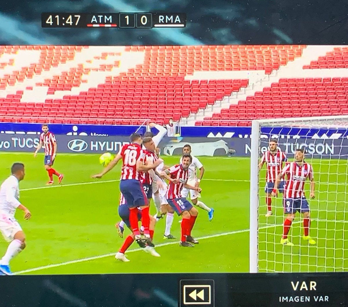 La vergüenza acompañará de por vida a Hernández Hernández y al antimadridismo más rancio!!!!!!!!