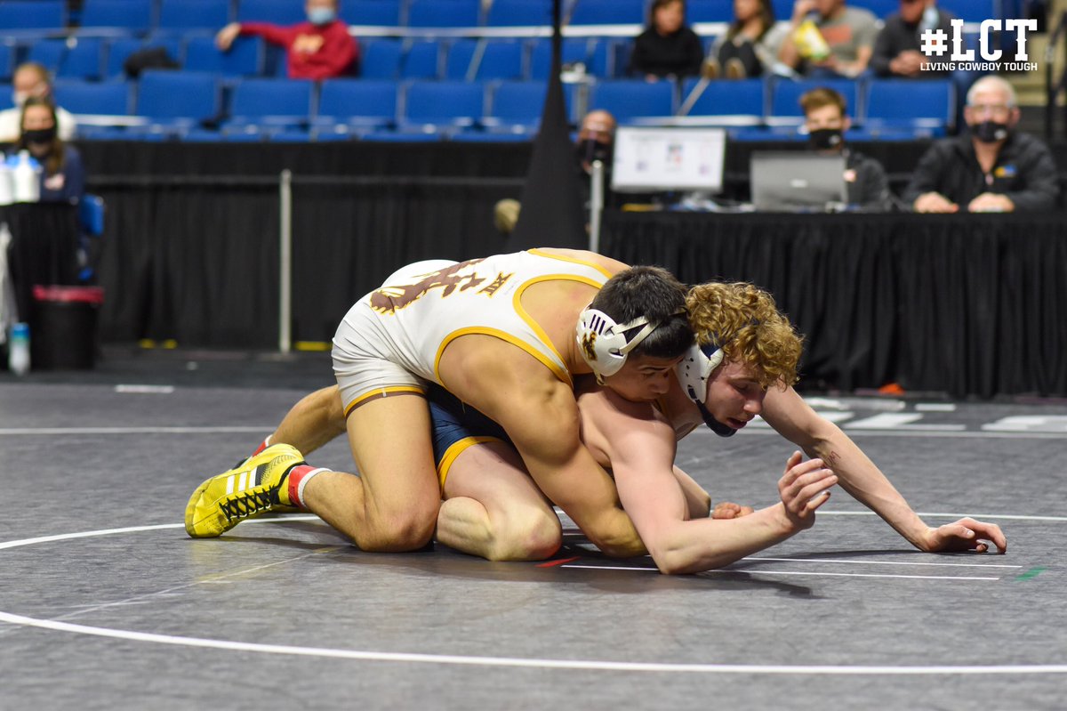 WyoWrestle's tweet photo. 157 | @Jdub_157 outlasts Alex Hornfeck (WVU) to take fifth place! 🤠 #LCT https://t.co/yegabeoorC