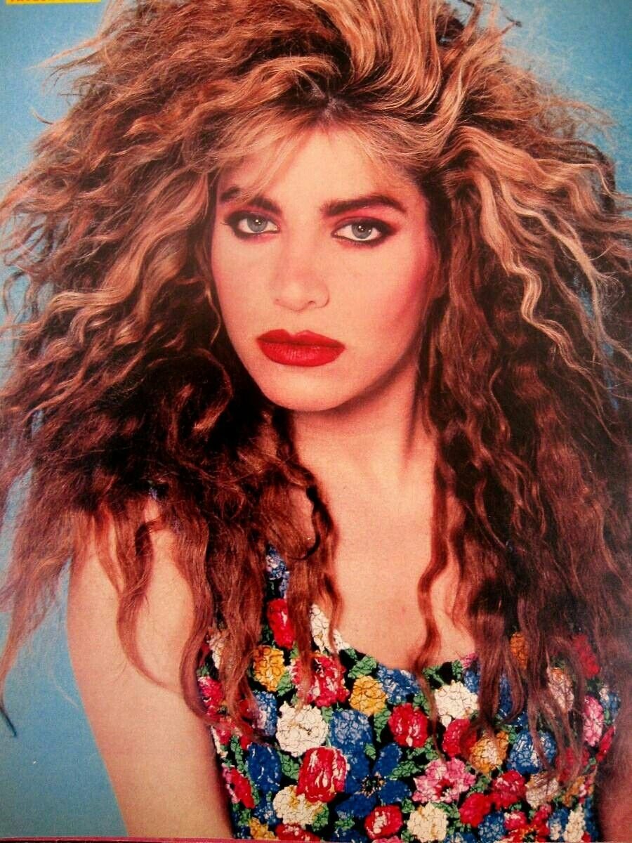  Happy Birthday Taylor Dayne    