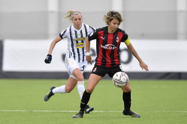 LTAagency_'s tweet photo. Il difensore della Juventus @LindaSembrant durate il big match odierno contro il Milan.
#lindasembrant #difensore #juventus #seriea #timvision #skysport #scudetto #bigmatch #milan #ltaagency #lta #ltaagencyitalia https://t.co/MtSdbM5VJp
