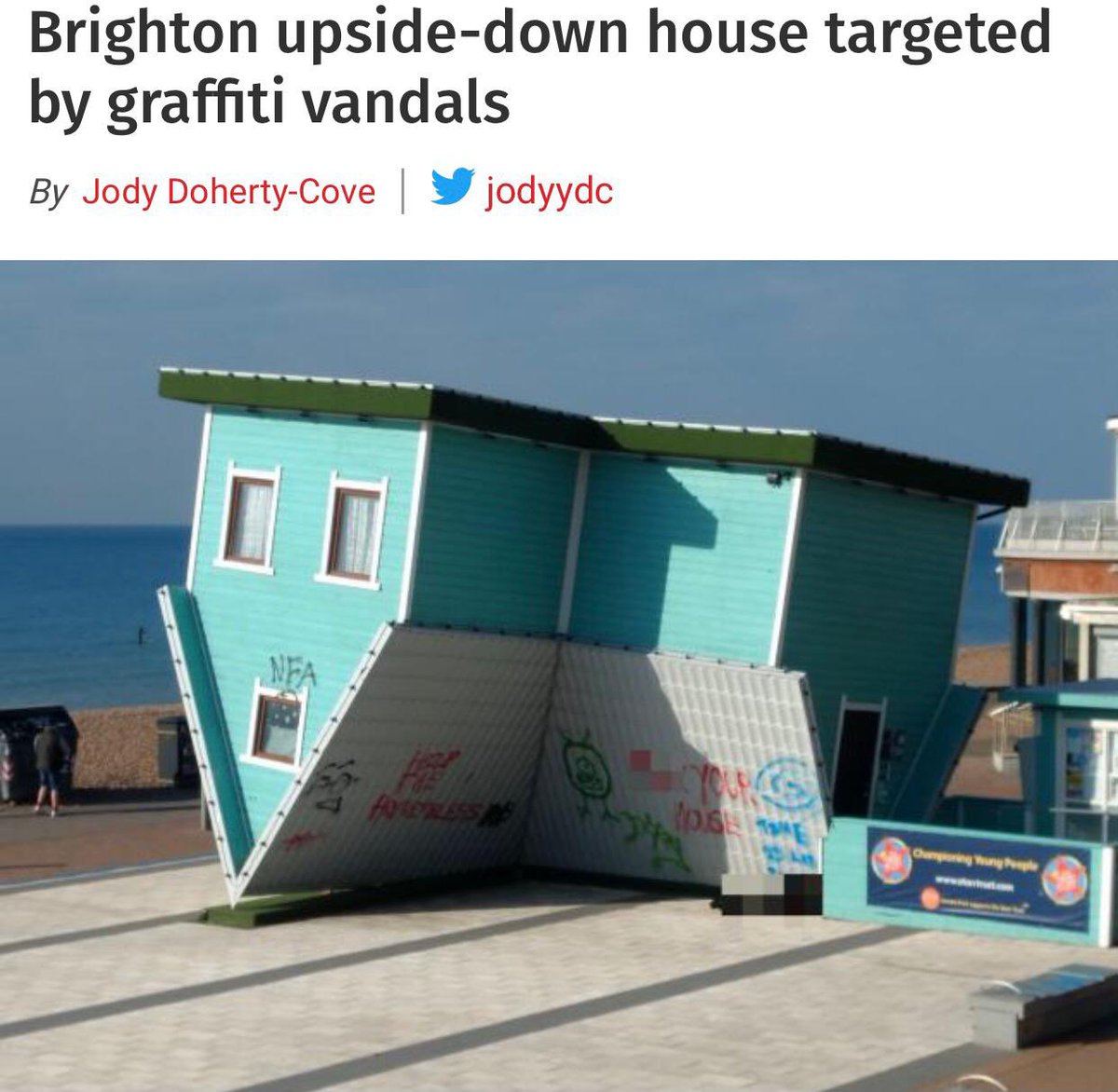 Only In Brighton 📍

Hitting The Argus headlines, Brighton’s famous upside down house has been targeted with graffiti over night.

Next week Janelle, David and Taylor will be discussing this  over night discovery in Episode 4 🎙️

Tell us your thoughts!

#TheBigStudentPodcast