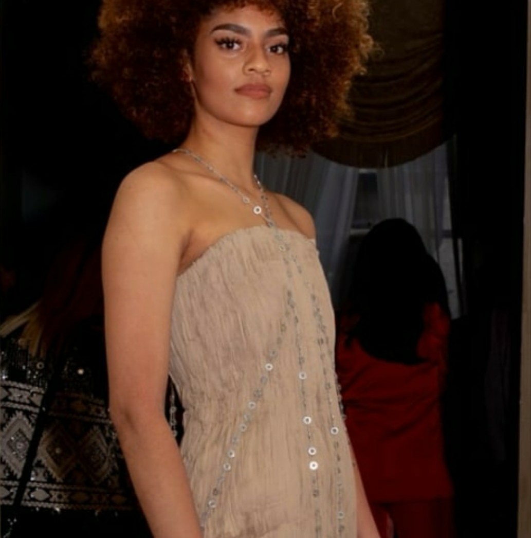 CIFDtweets's tweet image. Throwback from @helenhayesclot1 #irishfashion #bespoke #pleating #dress #handmade #helenhayes #irishdesign #CIFD