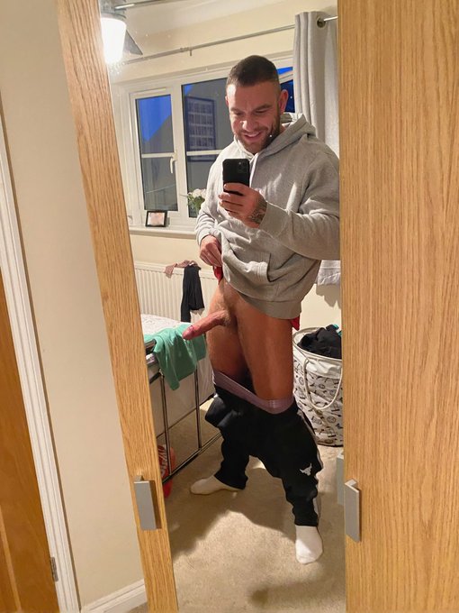 Feel my big hard cock deep in your throat, while I cum all over you face 😈💦 https://t.co/zHsYObAMbp<a href="/tag/supersoakers"class="tags"><span>#supersoakers</span></a><a href="/tag/topcummers"class="tags"><span>#topcummers</span></a>