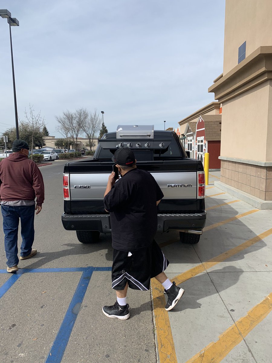 When a customer takes a project home and can’t finish! Tulare Home Depot “GETs” involved! Thank You Jim for taking care of our customer 🌟