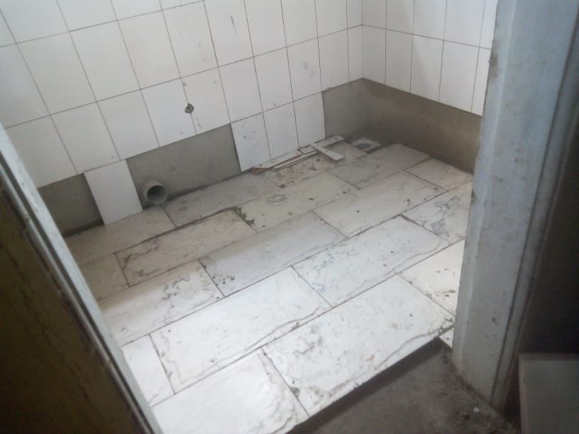 HustleQueen01's tweet image. Today i worked on a twitter client. Bathroom tiling. Please dont forget to retweet my next client may be your timeline.  ❤