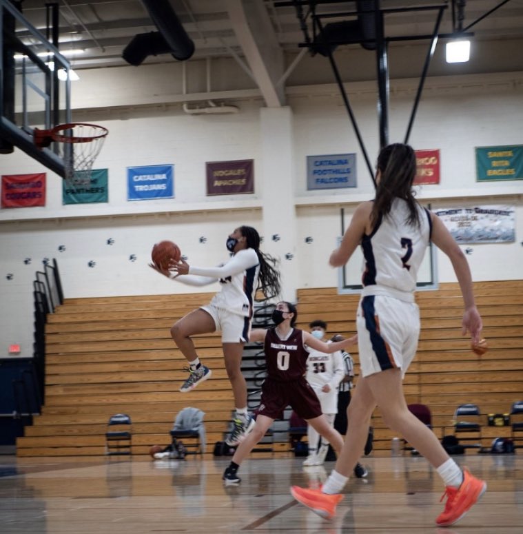 SelectTucsonAZ's tweet photo. Kennedie French Mathews (2023) Cienega HS. Phenomenal athletic ability!! Can’t wait to see this young lady develop!! @KenedieMatthews #AZSelectTucsonGirls #blazingspeed #highflyer https://t.co/WTr0KHDaQ1