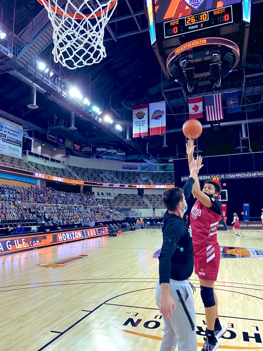 IUPUILadyJags's tweet photo. ⏳Just 2️⃣4️⃣ hours left ‘til we tip off against Milwaukee in the @HorizonLeague Semifinals!!

#JagsROAR | #REACHtheHORIZON https://t.co/7Lo03lrFiZ
