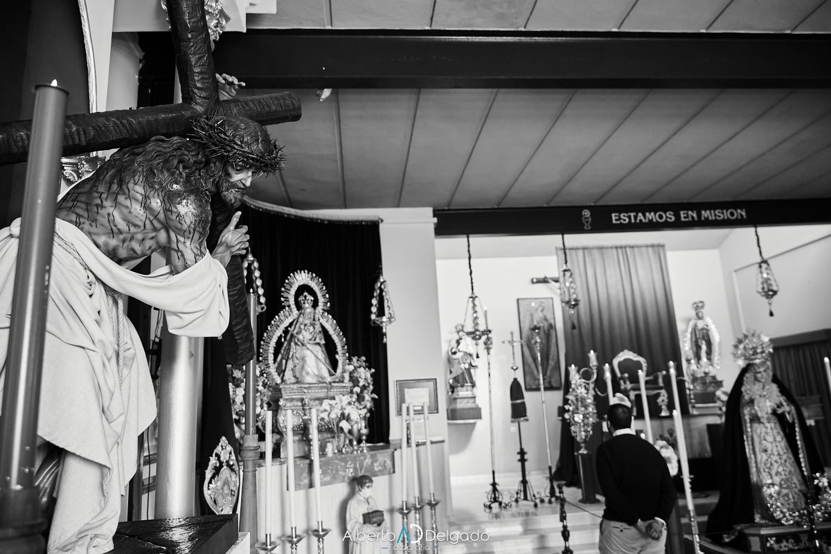 📸Galería de Imágenes de la Solemne Veneración a María Santísima del Silencio

<a href="/LaMisionRedento/">La Misión Redentora</a> 

lamiradadepasion.blogspot.com/2021/03/solemn…