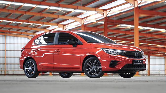 Fitur-Fitur Unggulan Honda City Hatchback RS Pengganti Jazz di Indonesia dlvr.it/Rv8qZq