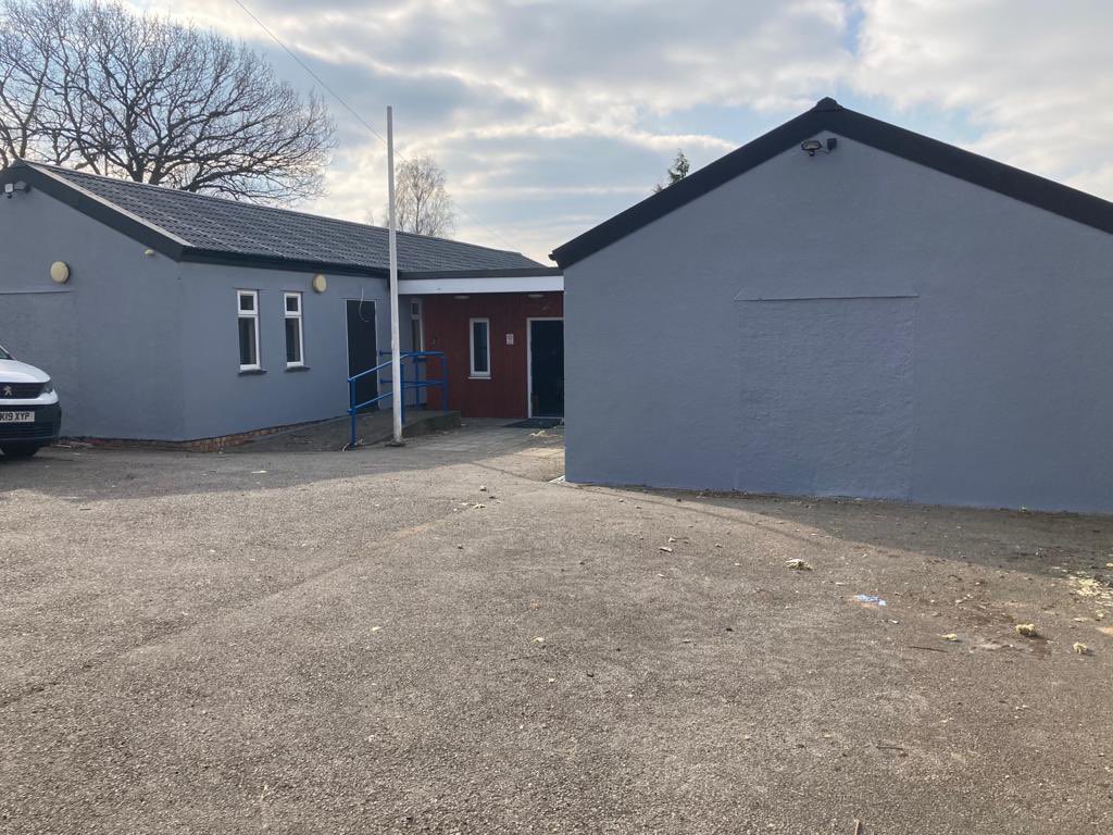 Exterior refurbishment nearly done ✅ @955SqnATC <a href="/EastAngliaRFCA/">East Anglia RFCA</a> @OCHertsBucks <a href="/aircadets/">RAF Air Cadets</a>