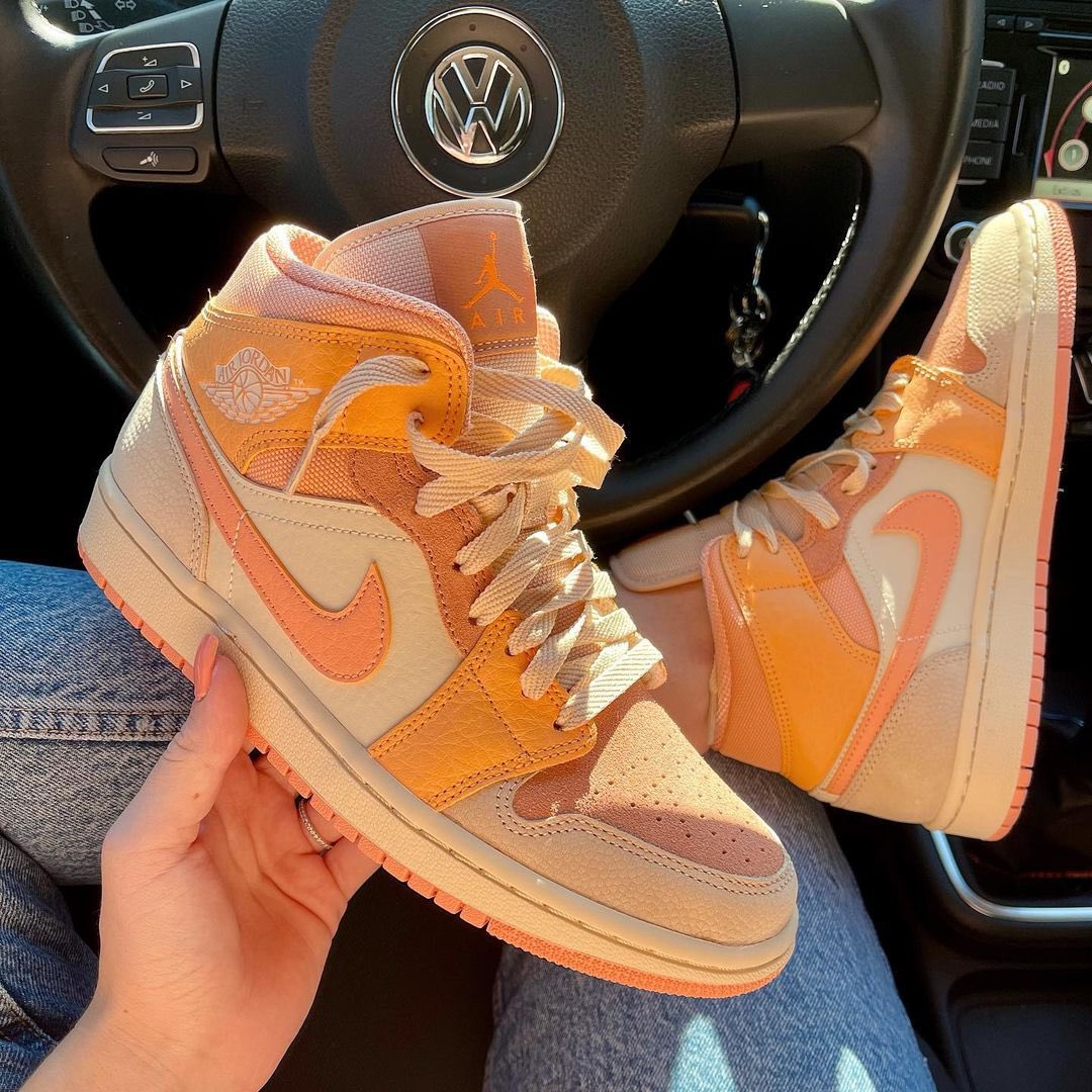 SneakCorner tweet media