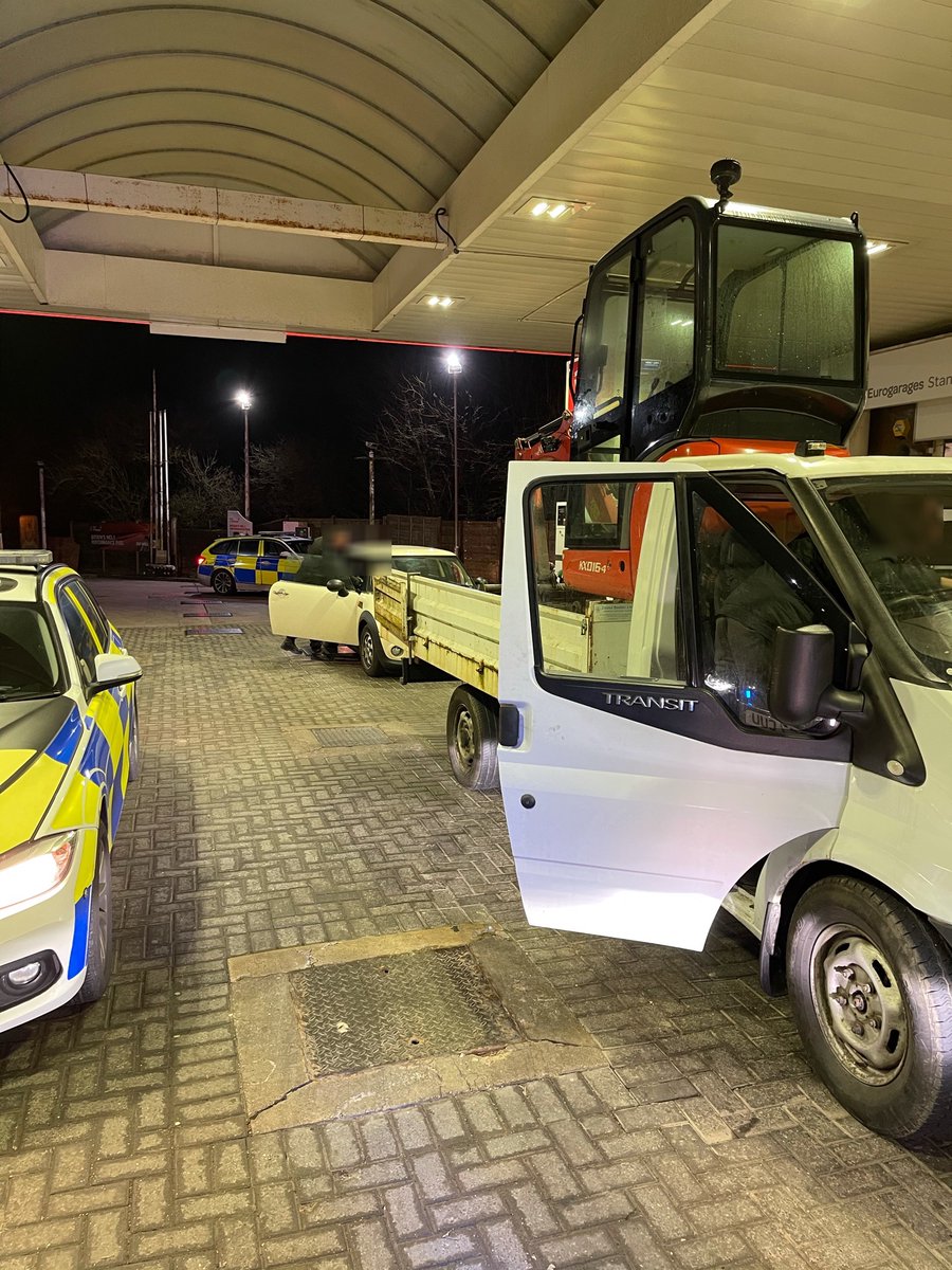 LancsRoadPolice's tweet photo. Van stopped due to suspicions around the Mini Digger being carried. Initial suspicions are that the digger is an outstanding stolen from 2016. Whilst dealing with this, a Mini arrived smelling of cannabis! Driver tested positive for cannabis and cocaine. #HO50 #Team3TacOps https://t.co/W0VsfvgPXD