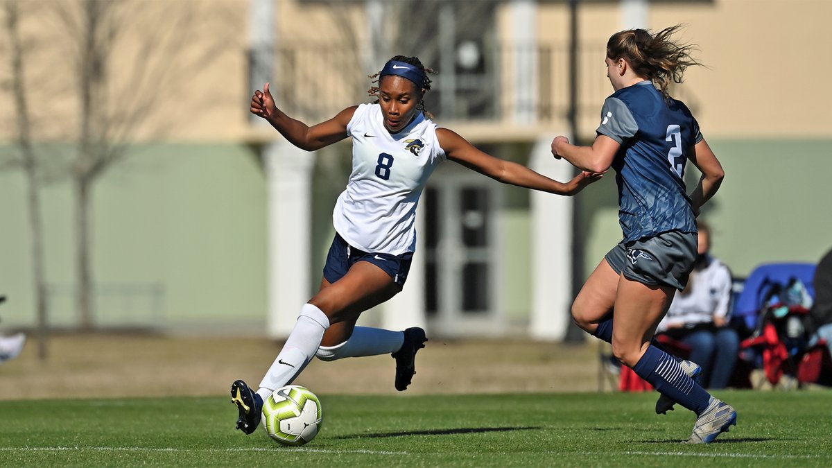 csubucs_wsoccer's tweet photo. Buccaneers Tie Match Against No. 2 Longwood

📰: https://t.co/oZYy45KIzW
📸: https://t.co/45pCAUFIYn https://t.co/2goTPbi3vK
