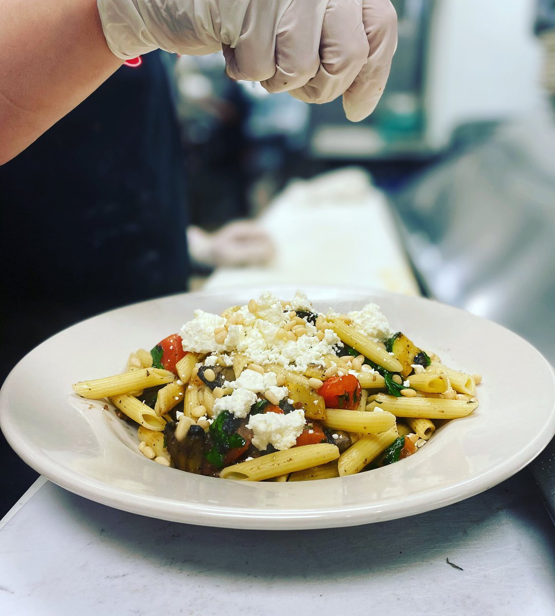 Hey Russo’s fans! Our pasta primavera is a perfect combination of veggies, feta cheese, and pasta!! Yum!! 😁😍😍