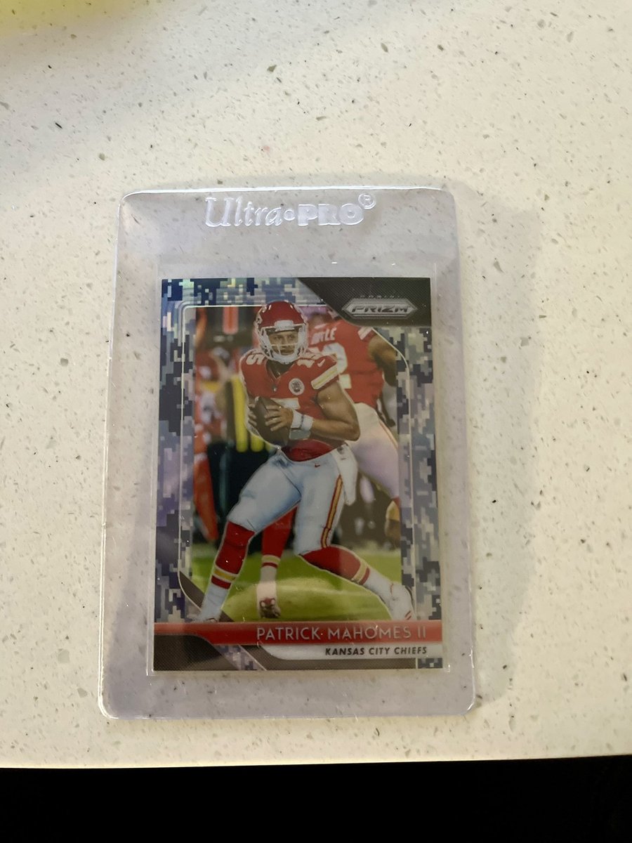 hobby_chasing's tweet image. Jersey number camo prizm!

#chasinghobby #whodoyoucollect #thehobby #prizm #footballcards #patrickmahomes #prizmfootball