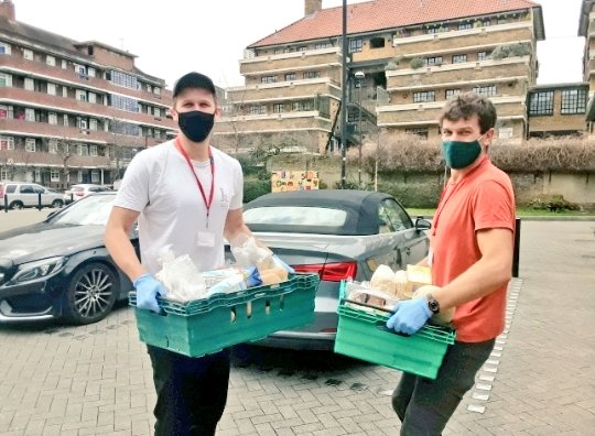 storehouselondo's tweet photo. Today and every Sunday the Storehouse #foodbank #volunteers give their time to make a difference in helping to prepare and deliver  food to homeless hostels and local #Hackney residence who's in need.
Huge thanks to them all! https://t.co/zIkYXPkQNC