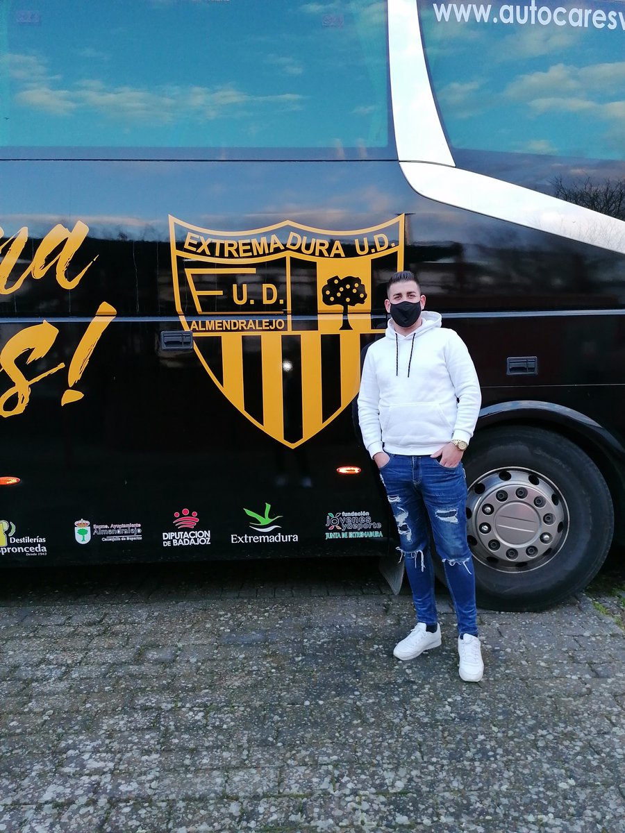 Mogioferrera's tweet photo. Solo para valientes 💪
@EXT_UD @FANS_EXTUD #SiSePuede #SoloParaValientes #TodoAl9 #MeridaExtremadura https://t.co/2taHYR1q3M