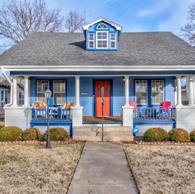 HarleyNotHar's tweet photo. I bought a house with my husband https://t.co/BL8l2HH3tz