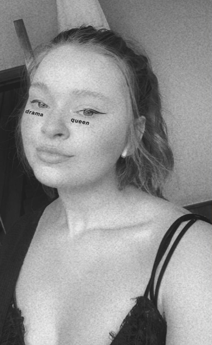 ellickstiva's tweet photo. i wanted to join in... so hi i lowkey would like a gf or smth 😺 #growingwithgaybours https://t.co/42yD2tl3mv