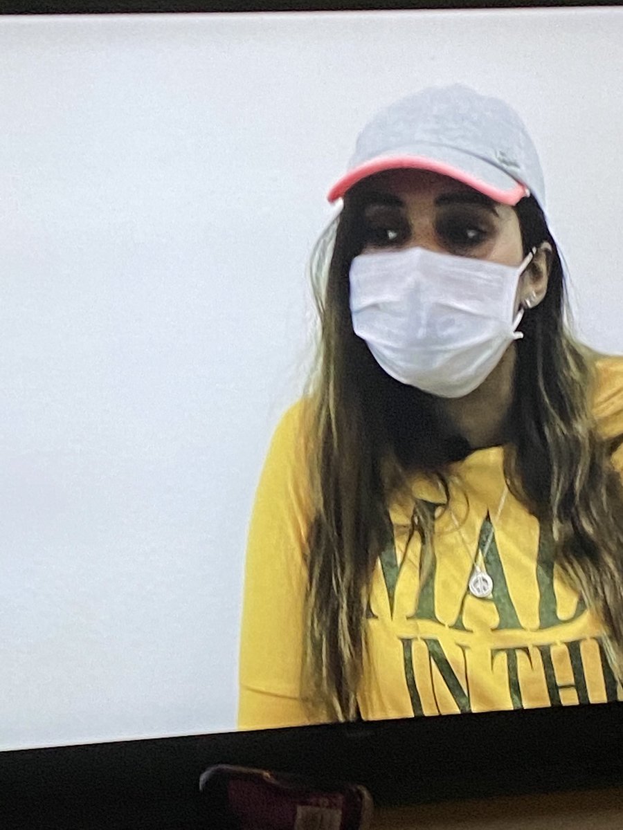 Nic0Acero's tweet photo. Saida a choisis l'etat islamique , il faut rester copine !!! La france c est terminé  pr toi !!!! #EnqueteExclusive https://t.co/LFroEQChoy