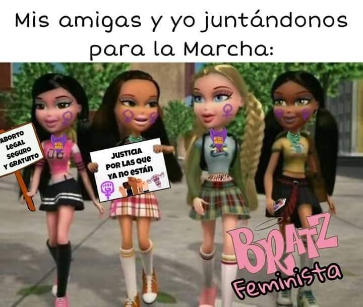 Mañana es el gran día, griten, rompan y quemen. Recuerden que no es un día para celebrar no es un privilegio ser mujer en un país donde mueren11 mujeres al día, donde el acoso es constante y la justicia no existe para nosotras 🔥🔥