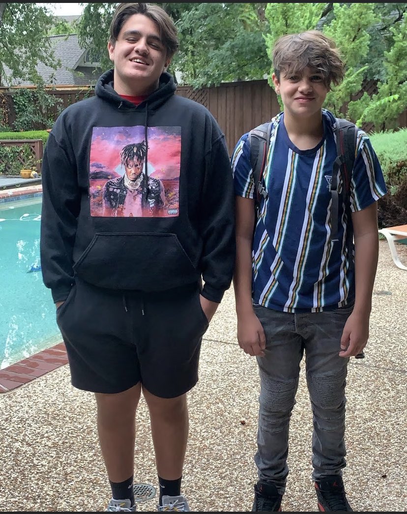 bespectacledcee's tweet photo. @jovvonnaaa @iamKierraD Parker Hoffman’s mom https://t.co/izxzVeAlD6