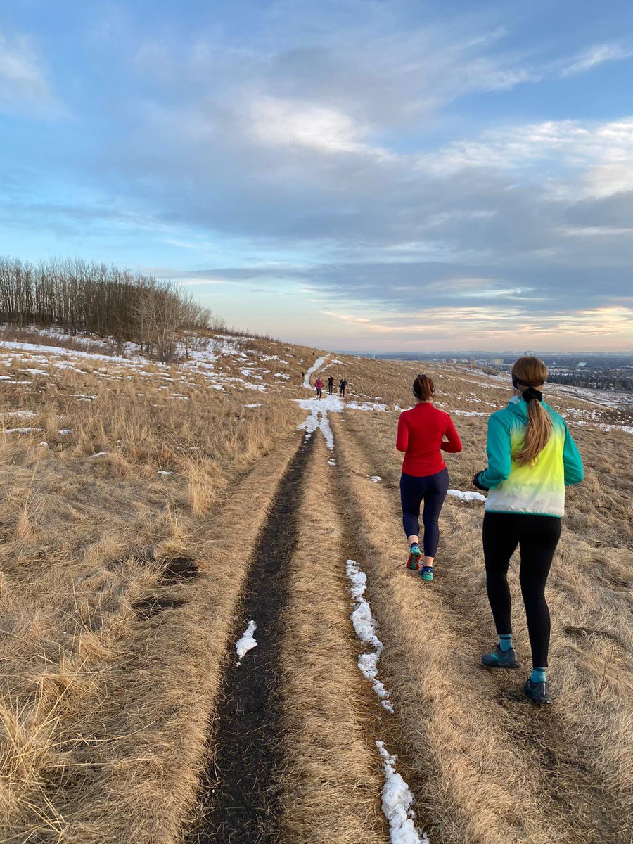 catrinel3's tweet photo. Perfect weather this weekend in #yyc to kick start the new @TECCanada activity challenge #TECiesOnTheMove - long run Saturday &amp; a teammate’s birthday celebration! 🎉 https://t.co/VMC83fukcG