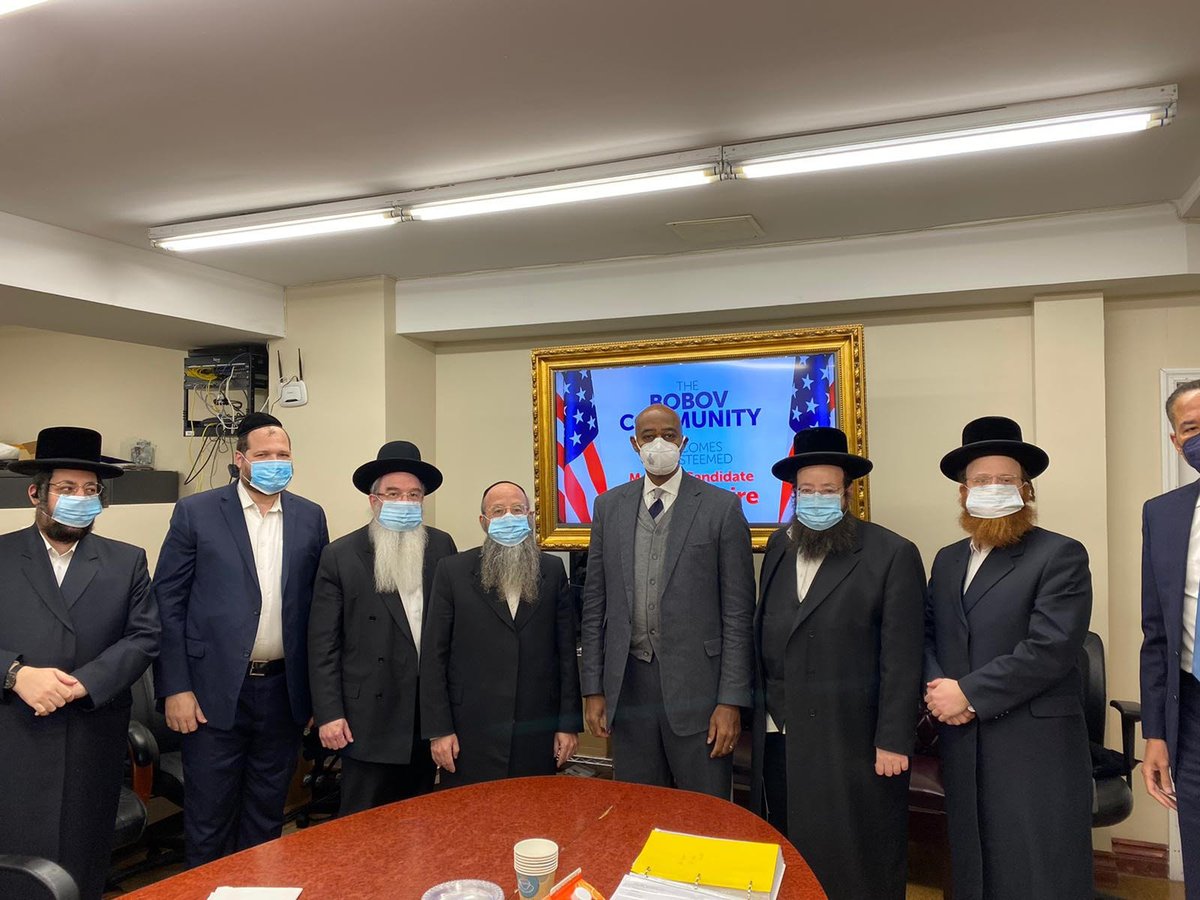 Today, I had the privilege of meeting with <a href="/CentralBobov/">BOBOV INSTITUTIONS</a> leaders to discuss the future of this great city. As mayor, I will continue to bring NYers from all backgrounds together because our diversity is our strength.