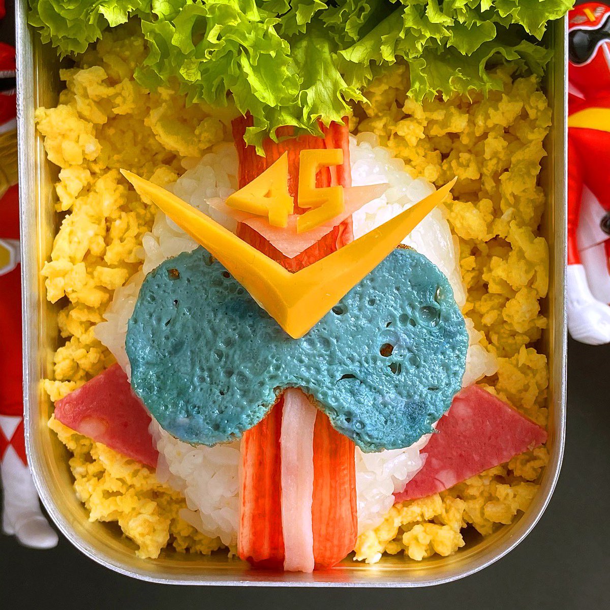 いなばまこと 今日のお弁当 キャラ弁 機界戦隊ゼンカイジャー ちくわの磯辺揚げ ポテトフライなど 全力全開弁当 食欲がブルンブルンです ゼンカイジャー から ブルーン です はんぺんを切り出し 口元は卵の白身を着色しました お弁当 弁当