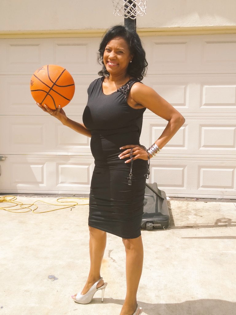 Coachkb22Blu's tweet photo. God is Head of my Life and Comes First. I am Not Ashamed. Sports have been a Catalyst and I am Grateful. Time to Refocus and Set New Goals. 💪🏿🏀🏈❤️
All Believers, Leave an Emoji Here🙏🏾 
#faith #referee #sports #womensupportingwomen #WomenCan2 @Ballislife @RonMFlores @hoopism https://t.co/ZI8JWfdlrO