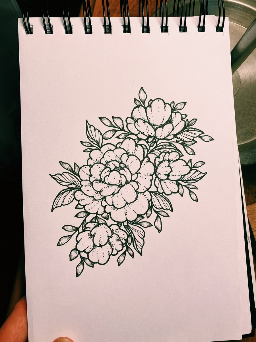 mahdysenne's tweet photo. FLORAL TATTOO COMMISSIONS

♡ customs are open for a limited time 
♡ price varies on each custom so please dm me with your tattoo idea and any references!
♡ open to more than just floral depending!
♡ serious inquiries only please!

message me yall!! much love! xoxo https://t.co/qq7OuX32Y8