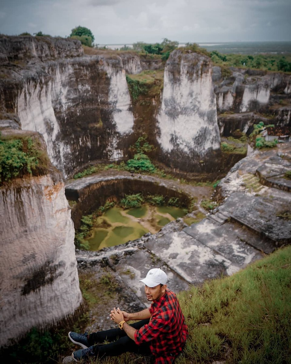 gresikNEWS's tweet photo. Bukit Kapur Gosari dengan segala kelebihannya bisa kita nikmati, karena pemandangannya yang eksklusif.
Selamat pagi
Foto: @syem_ai
Lokasi: Bukit Gosari, Kecamatan Ujungpangkah
#bukitgresik #bukitkapur #gosari #gresiknews #selamatpagi #selamatpagigresik #ExploreGresik https://t.co/ZSnfGdoVQz