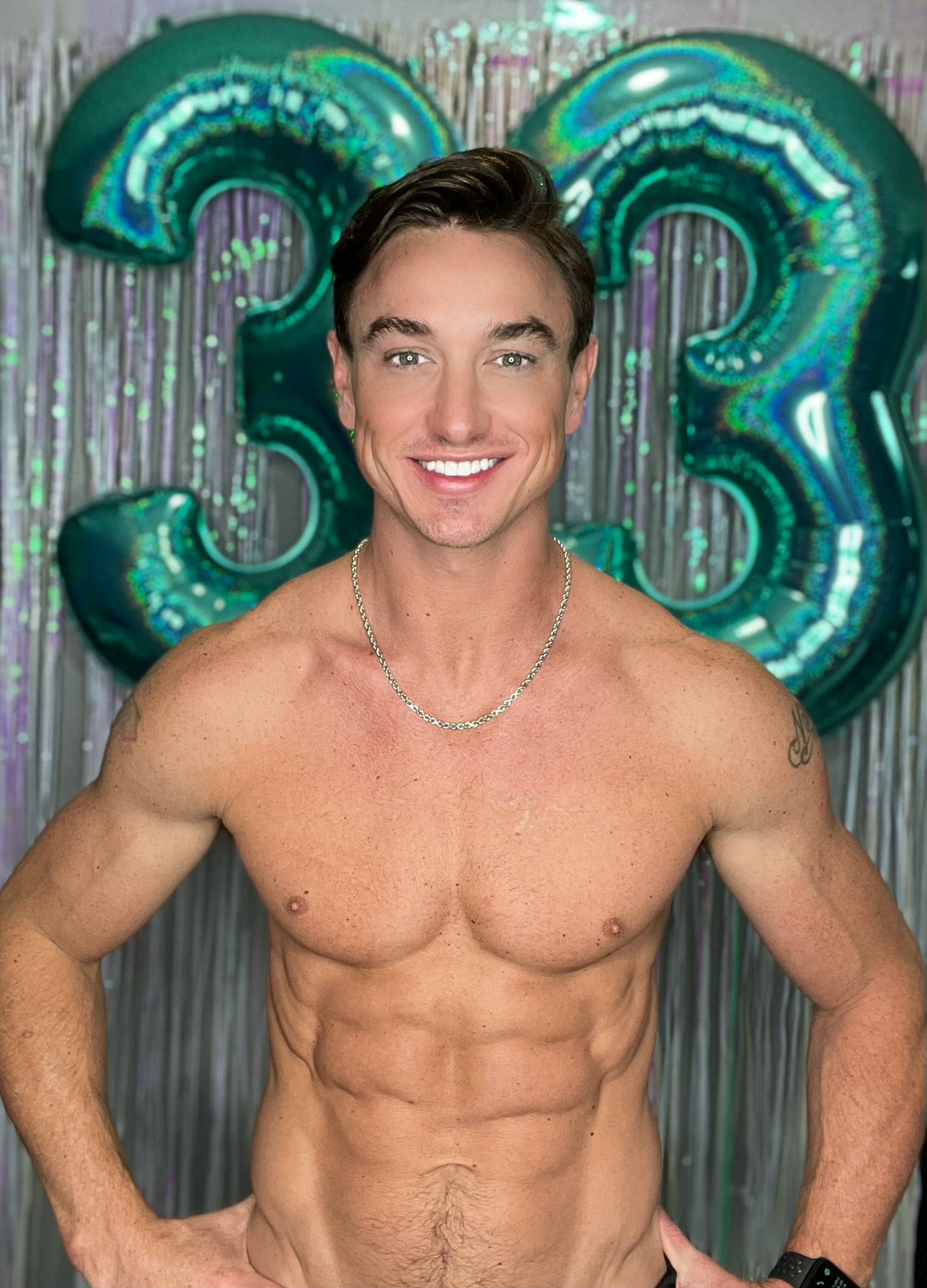 Cade maddox видео. Кейд мэддокс. Kade maddox. Кадди мадокс. Cade maddox актер.