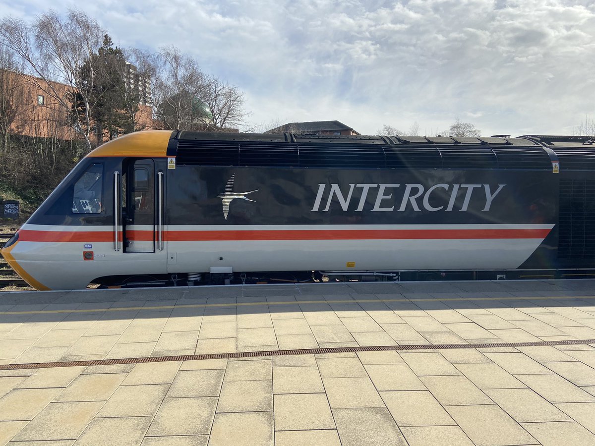 MartynSpencer10's tweet image. #YESEMR #HST #INTERCITY125 #class43 #highspeedtrain