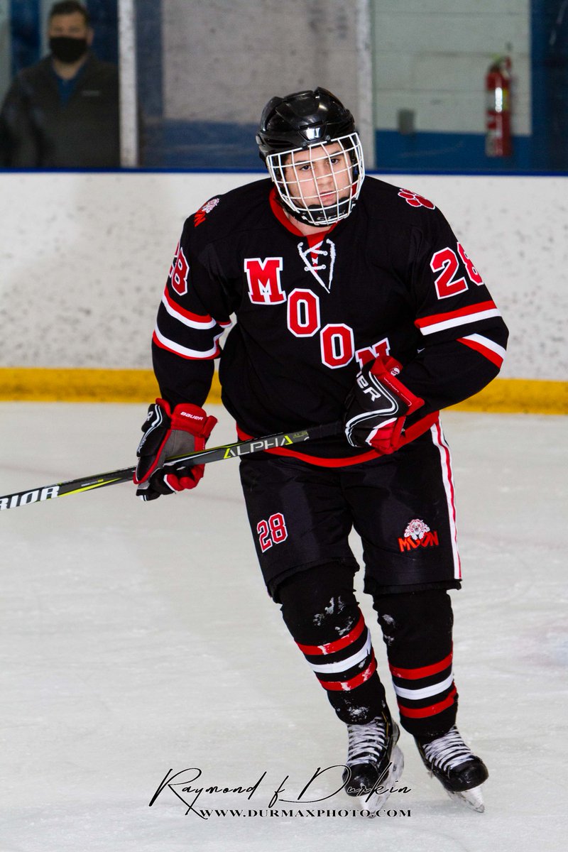 HockeyPhoto's tweet image. @MoonHockey Varsity vs @montourhockeyA Mar 1, 2021 at @BaierlIce All game photos can be found at: durmaxphoto.com/Hockey/Moon-Ho…  @MontourSoccHock @MontourSD @MoonAreaSD @MoonTigersAD #montourhockey #moonhockey