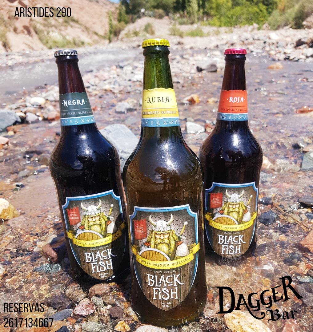 TheSixthDagger's tweet photo. Cervezas artesanales premium. Tan mendocinas como nuestros arroyos de montaña. 
🍻 🍺 🍻 🍺 
👉 Es hora que las probés👈
😎😍😎😍
Arístides 290, Mza.
Reservas 2617134667
#CervezaArtesanal #Birra #Burger #Pizza #Aristides #cerveza #Mendoza #BarCervecero #BirraArtesanal 
(+18) https://t.co/eX0TV8fPDM