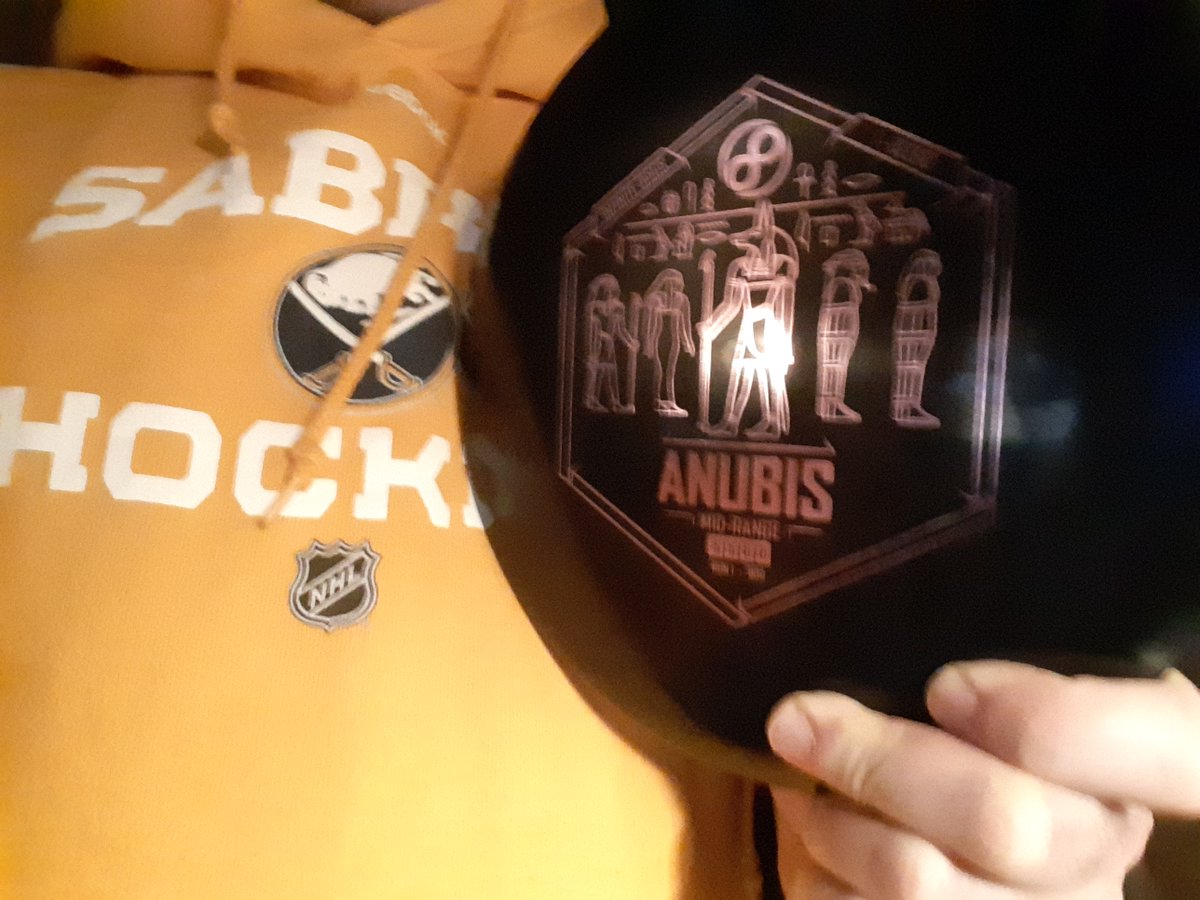 tom_iak's tweet photo. Yeah, it's chilly in #BuffaloNY and the #sabres can't get it together, so we played a few rounds in Youngstown #WNY. Was so ready to try out my new #anubis. What a great disc! I even putted with it! #discgolf #infinitediscs https://t.co/J0mSzhdDek