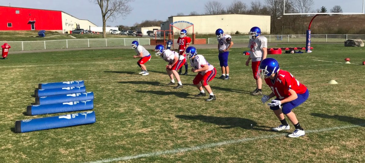 ChiefSmoke10's tweet photo. With Covid, we will start spring 🏈 later .... looks like 4/12. But, so thankful we had a fall 🏈season, our winter sports & spring sports are rolling. In 2020, we had three days of spring 🏈 that ended on 3/11. Will be warm for 2021!
#NoFrostBite
https://t.co/N5rAkARg7a https://t.co/TItpx7hMPh