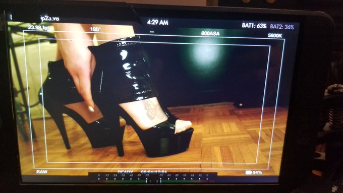 A successful shoot for a brand new scene with the lovely and amazing @samanthawowjone !    #ManyVids<a href="/tag/epic"class="tags"><span>#epic</span></a><a href="/tag/newscene"class="tags"><span>#newscene</span></a><a href="/tag/manyvids"class="tags"><span>#manyvids</span></a>