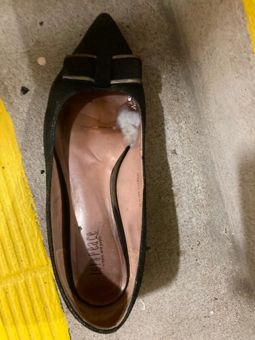 收山前分享 12  來雙好看,這雙重味而且款式好看 看到不玩對不起鞋主吧😂  有人認同好看嗎? 歡迎留意討論/分享 私訊聊也可以  #扫楼 #恋足 #打胶  #原味 #射鞋 #Cumshoes #射平底鞋 #Cumflats<a href="/tag/%E5%8E%9F%E5%91%B3"class="tags"><span>#原味</span></a><a href="/tag/%E6%81%8B%E8%B6%B3"class="tags"><span>#恋足</span></a><a href="/tag/cumshoes"class="tags"><span>#cumshoes</span></a><a href="/tag/%E6%89%AB%E6%A5%BC"class="tags"><span>#扫楼</span></a><a href="/tag/%E6%89%93%E8%83%B6"class="tags"><span>#打胶</span></a><a href="/tag/%E5%B0%84%E9%9E%8B"class="tags"><span>#射鞋</span></a><a href="/tag/%E5%B0%84%E5%B9%B3%E5%BA%95%E9%9E%8B"class="tags"><span>#射平底鞋</span></a><a href="/tag/cumflats"class="tags"><span>#cumflats</span></a>