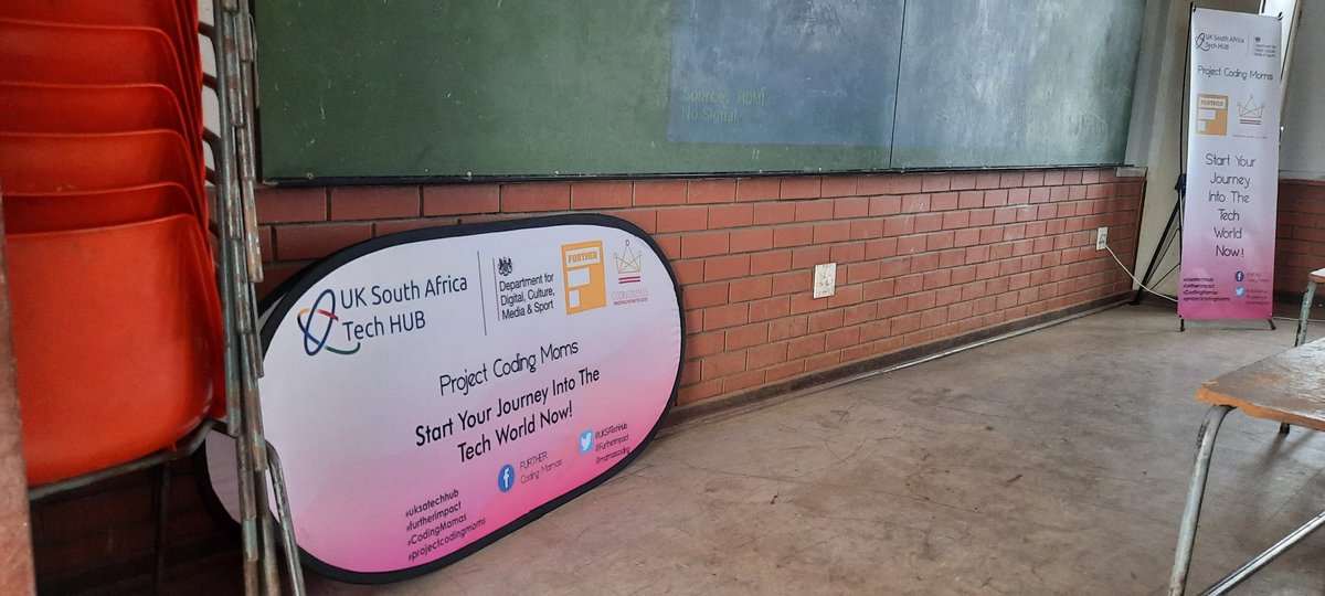 MamasCoding's tweet image. Celebrating #InternationalWomensDay in Bizana... Bringing the world of digital to women in this area. 
#CodingMamas
#ProjectCodingMoms
#CodingMomsZA