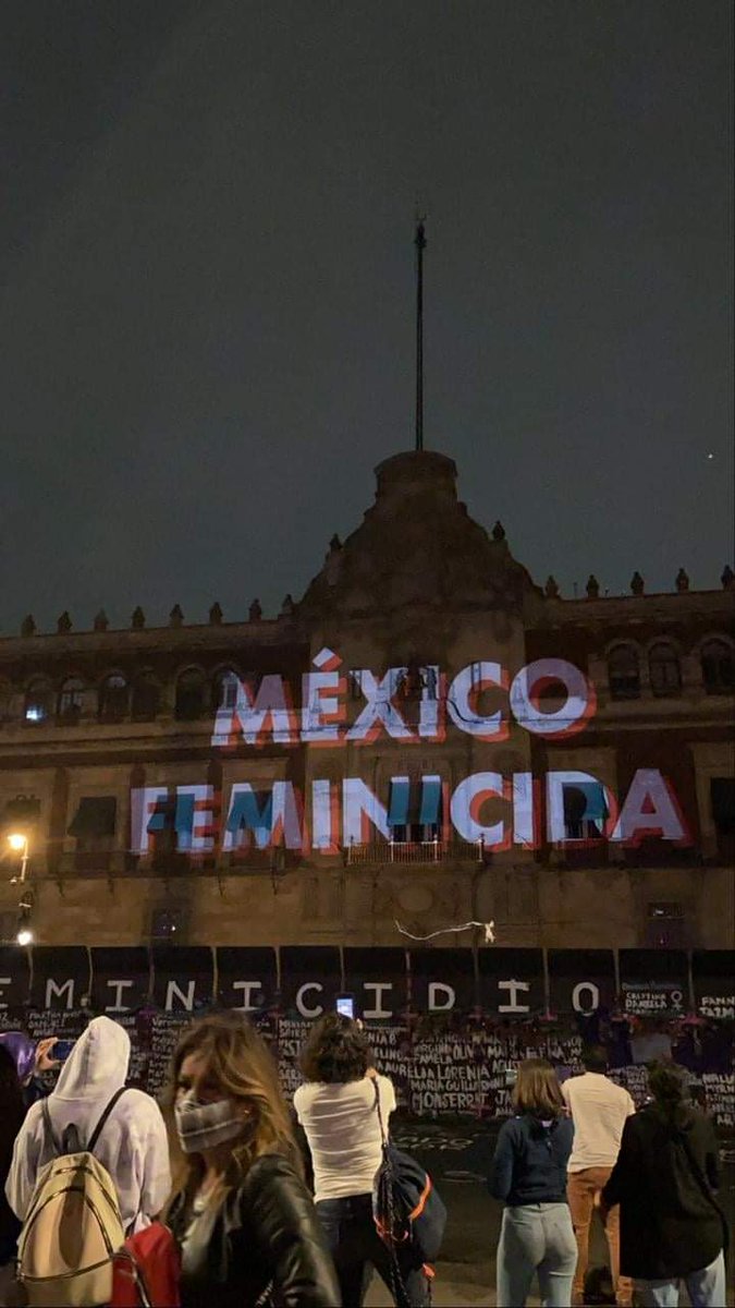 kianhungs's tweet image. ¿En serio creyeron que las vallas las iban a detener? 
#8M2021 
#DiaInternacionalDeLaMujer