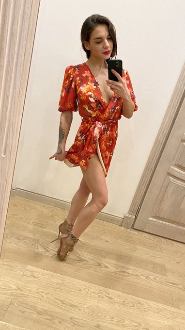 New dress🥰 Getting ready for summer❤️🌺 https://t.co/FpPiKcLc9p<a href="/tag/sexy"class="tags"><span>#sexy</span></a><a href="/tag/pussy"class="tags"><span>#pussy</span></a><a href="/tag/onlyfans"class="tags"><span>#onlyfans</span></a>