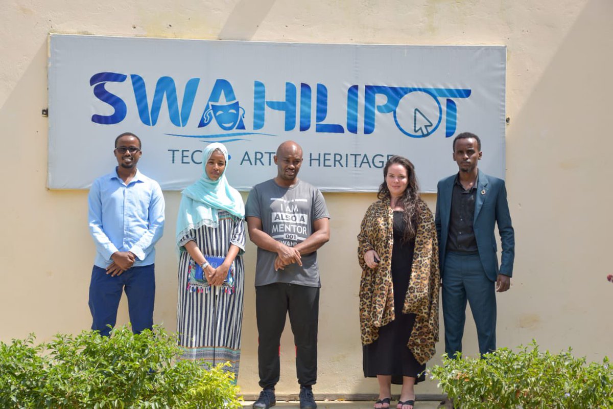 missyHaroona's tweet photo. I have been meaning to meet @MahmoudNoor03 for the longest time. Been following the amazing work he has been doing with Mombasa youth through @swahilipothub. Thank you for hosting us and I certainly look forward to strengthening our partnerships in sha Allah. #IWD2021 https://t.co/EVvWBZkg2V