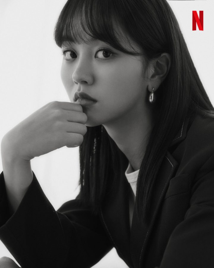 ate_chae's tweet photo. Watch: “Love Alarm 2” Actors Share Insight Into Their Characters + Reveals Glimpses Of New Season

#LoveAlarm2 #KimSoHyun #JungGaRam #SongKang https://t.co/o7iGFKSwyD