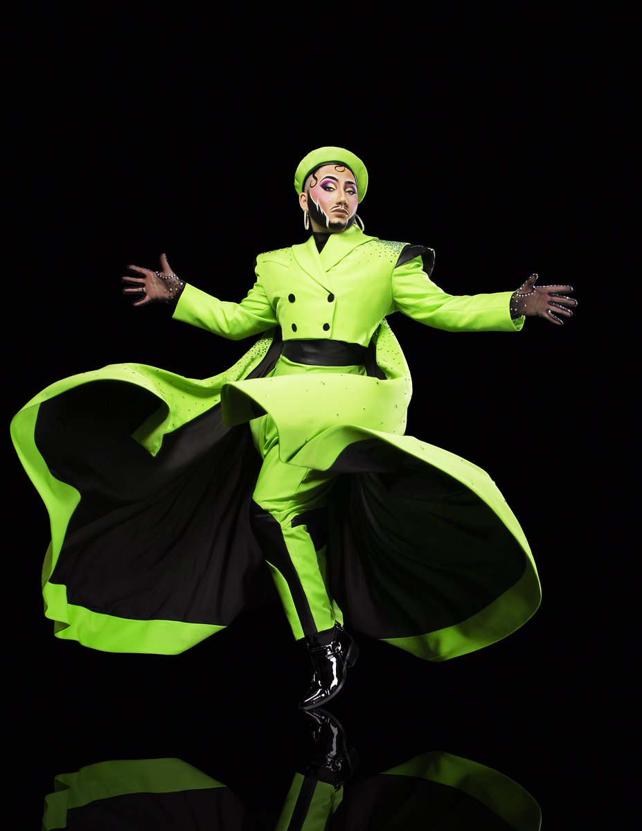 Tender_oni's tweet image. I CANT BELIEVE I WON
THANK YOU!!
THIS MEANS SO MUCH TO ME ❤️
THIS IS FOR CHICAGO
THIS IS FOR DRAG KINGS
Photo by @Adam_Ouahmane
Look by Sadasews
Thank you to @Alaska5000 and @LolaLeCroix