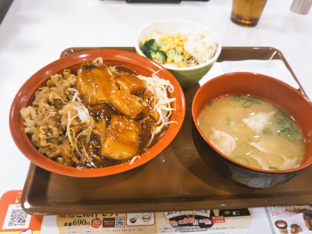 elegant_fish's tweet image. （つづき）
…と言う事は、

100台のPCで動くアプリをメンテナンスする場合

#デスクトップアプリケーション
PC100台分をメンテナンス

#Webアプリケーション
Webサーバ1台分をメンテナンス

…どちらを選択するかは明らか👍

（つづく）

#プログラミング