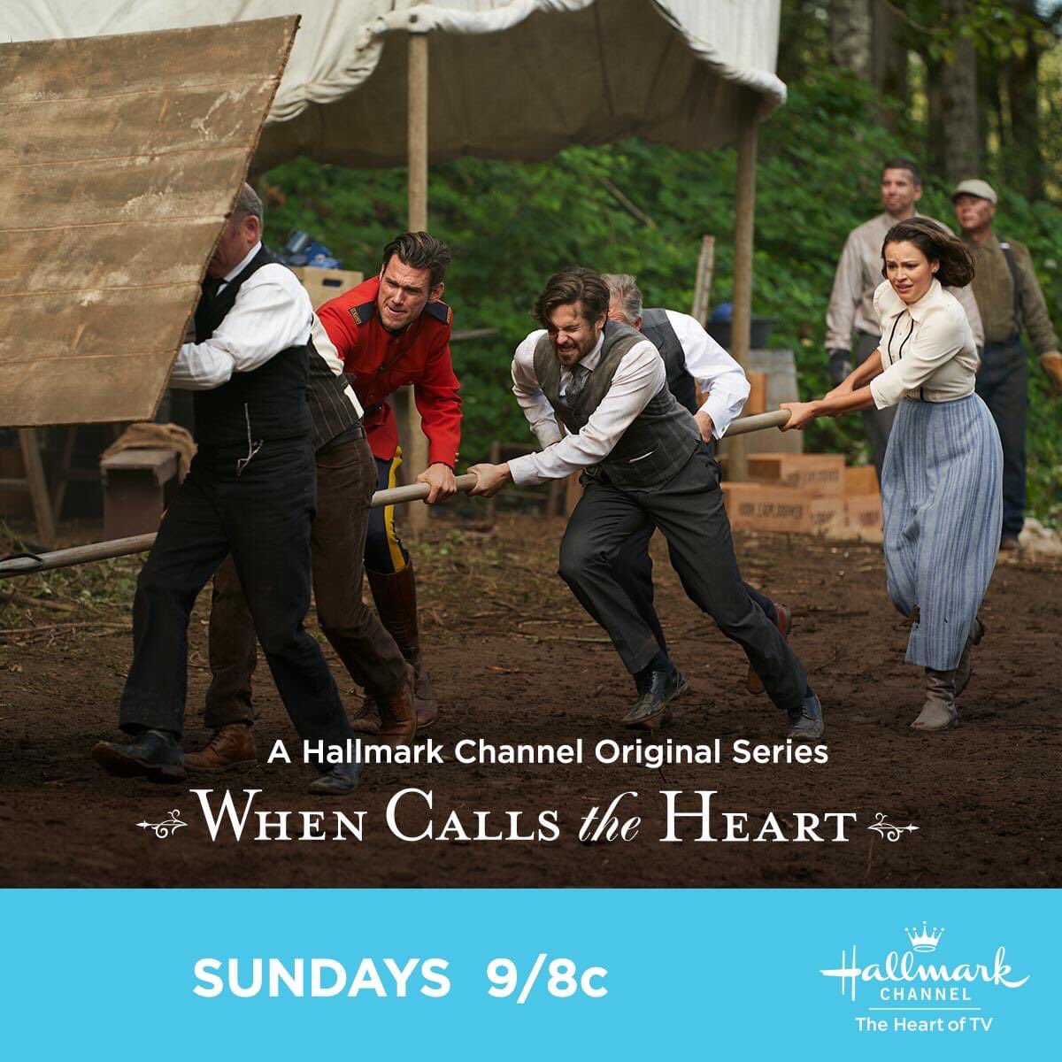 meeker_lori's tweet photo. #GoFiona 👊
#Hearties #WhenCallsTheHeart @hallmarkchannel @imKaylaWallace @SCHeartHome https://t.co/2jX3bsn0MW