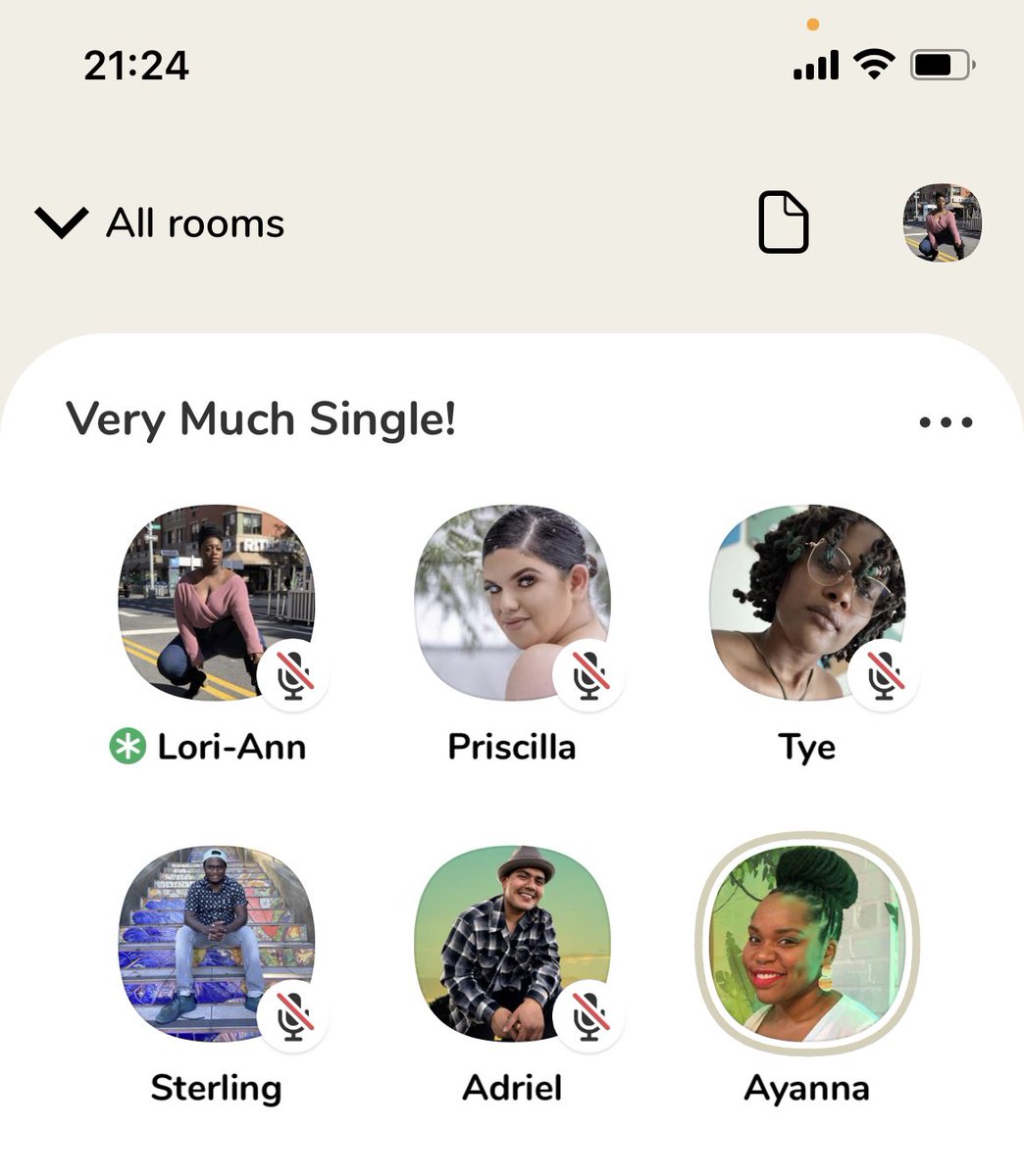 HowSingleAreYou's tweet photo. WE ARE LIVE!

Join us for #SingleSundays! 💕 https://t.co/UcGQlSwr51
