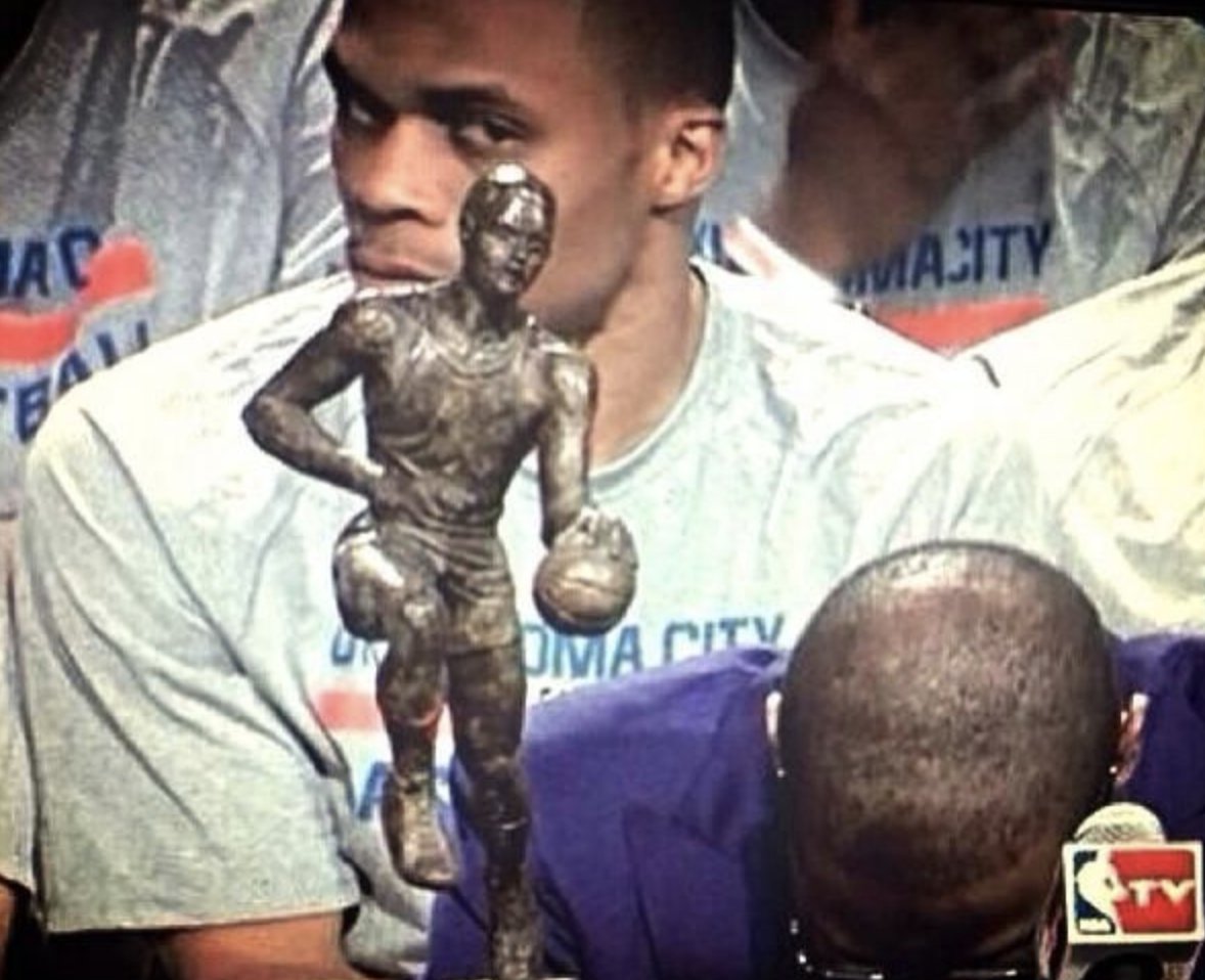 BleacherReport's tweet photo. Steph looking at the All-Star Game MVP https://t.co/T2F1dnQpf7